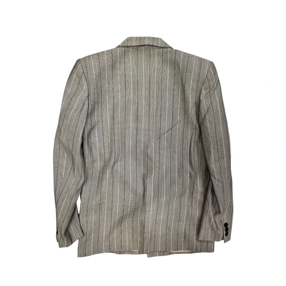 Tahari Women's Gray Pinstripe Double Breasted Blazer 100% Wool Vintage Style - Picture 2 of 6
